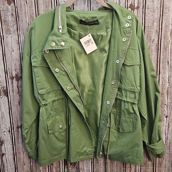 NWT Esther Army Green Anorak Jacket Medium - Picture 2 of 13